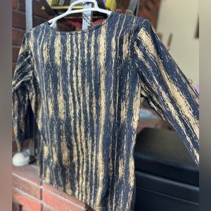 NWOT Black Gold 3/4 sleeve top